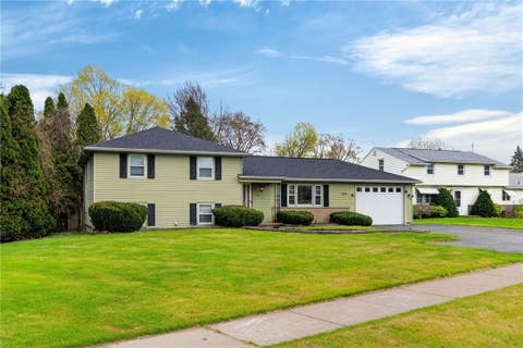 Homes For Sale - 468 Kings Highway<br/> Irondequoit, NY 14617