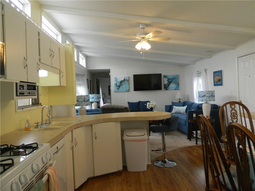 4795 #24 E Lake Road, Livonia, New York image 6