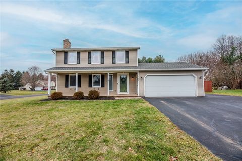 766 somerset dr drive webster ny 14580