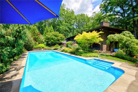 Tiny photo for 3 Hardwood Hill Road, Perinton, NY 14534 (MLS # R1705245)