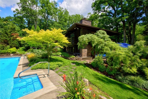 Tiny photo for 3 Hardwood Hill Road, Perinton, NY 14534 (MLS # R1705245)