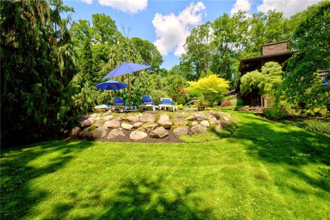 Tiny photo for 3 Hardwood Hill Road, Perinton, NY 14534 (MLS # R1705245)