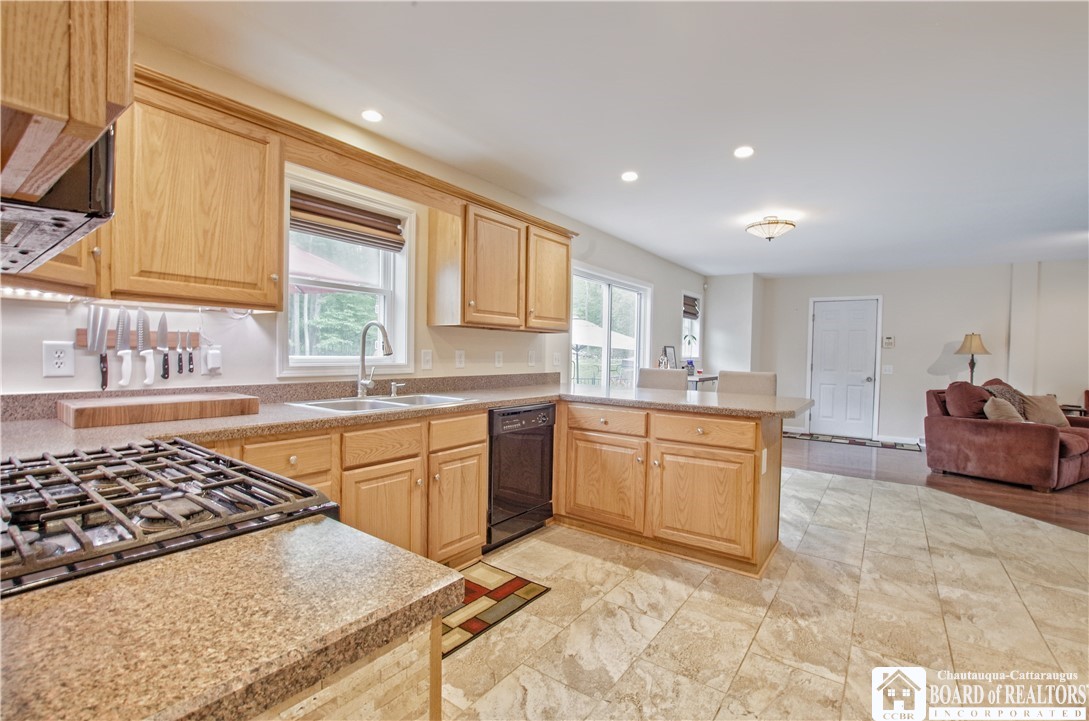 50 Sabin Avenue, Jamestown, New York image 15