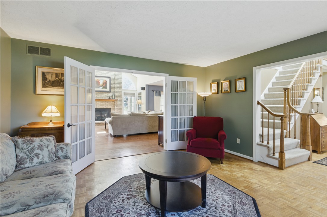 7 Bethnal Green Grn, Penfield, New York image 11