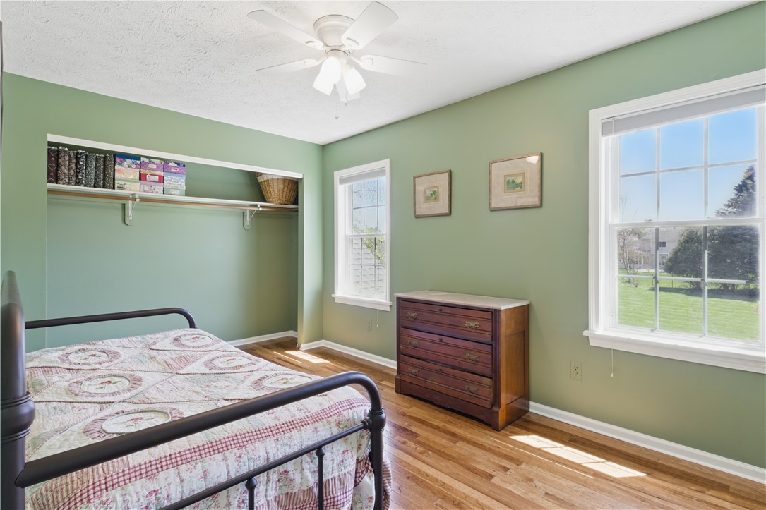 7 Bethnal Green Grn, Penfield, New York image 34