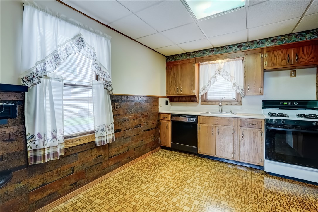 805 Hinchey Road, Gates, New York image 12