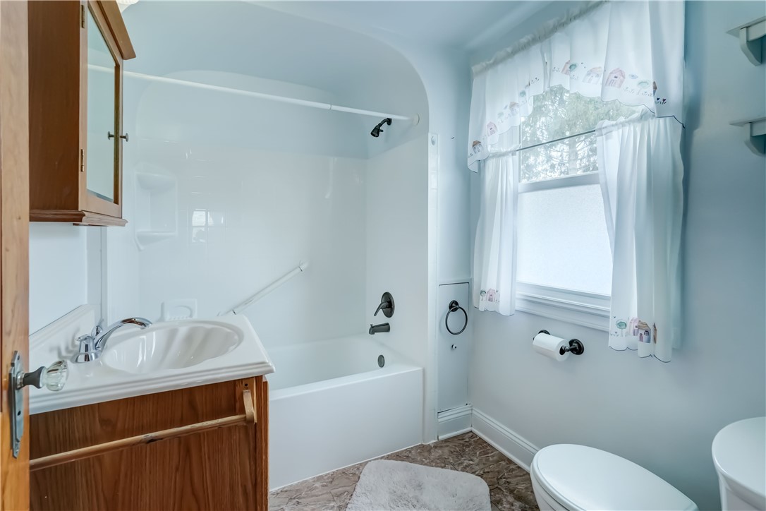 805 Hinchey Road, Gates, New York image 21
