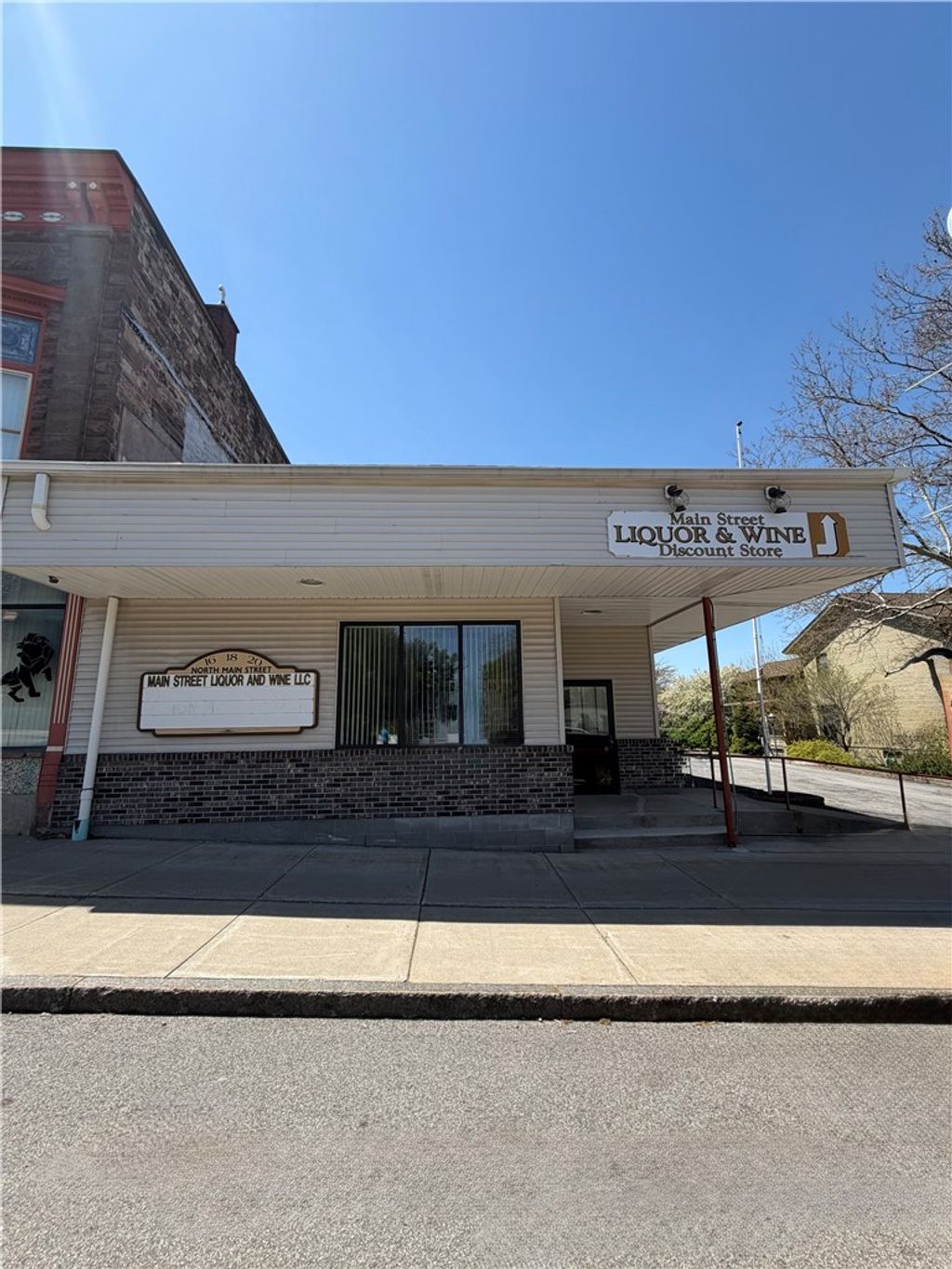 Photo of 18 N Main Street, Albion, NY 14411 (MLS # R1679095)