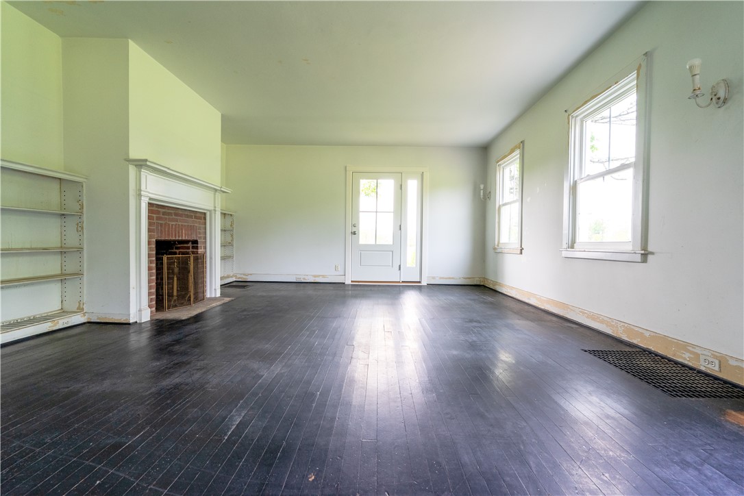 1516 Lake Road, Webster, New York image 17