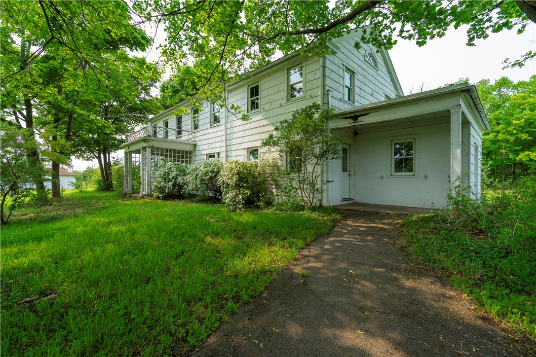 1516 Lake Road, Webster, New York image 6