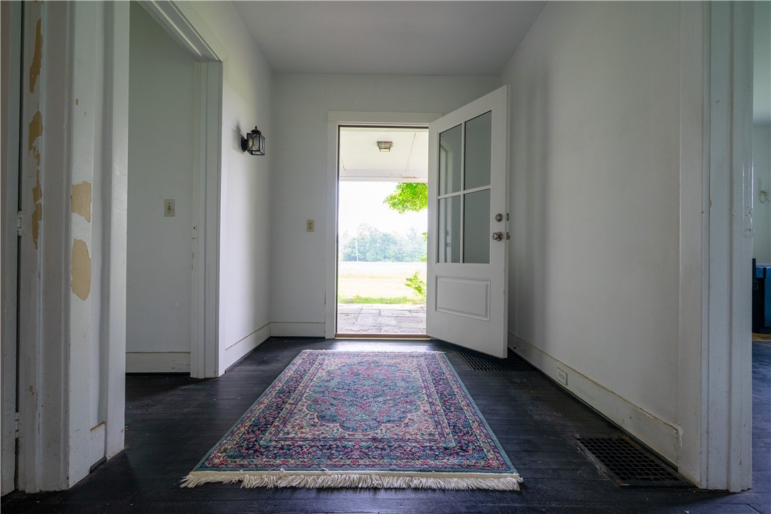 1516 Lake Road, Webster, New York image 12
