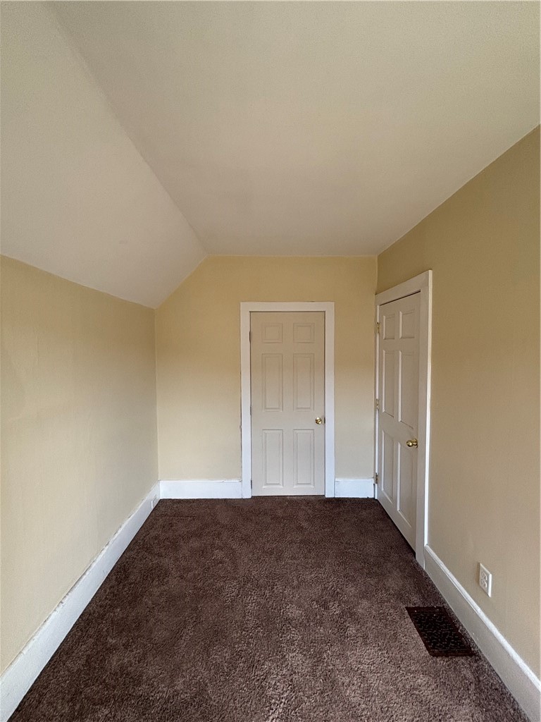 1056 walnut street 4