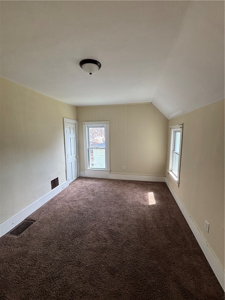 1056 walnut street 4