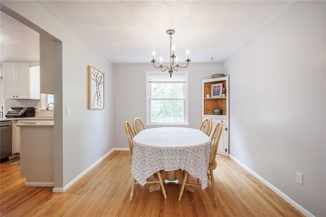 54 Maple Leaf Circle