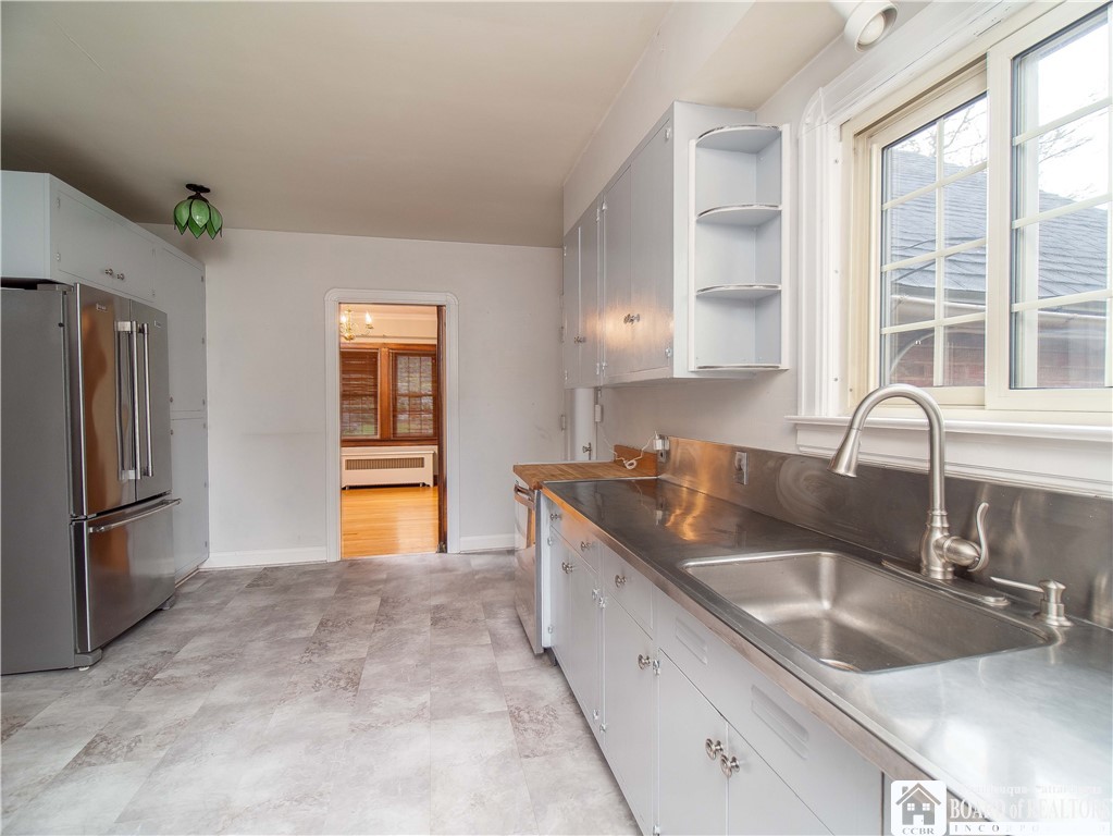 580 Front Street, Jamestown, New York image 7
