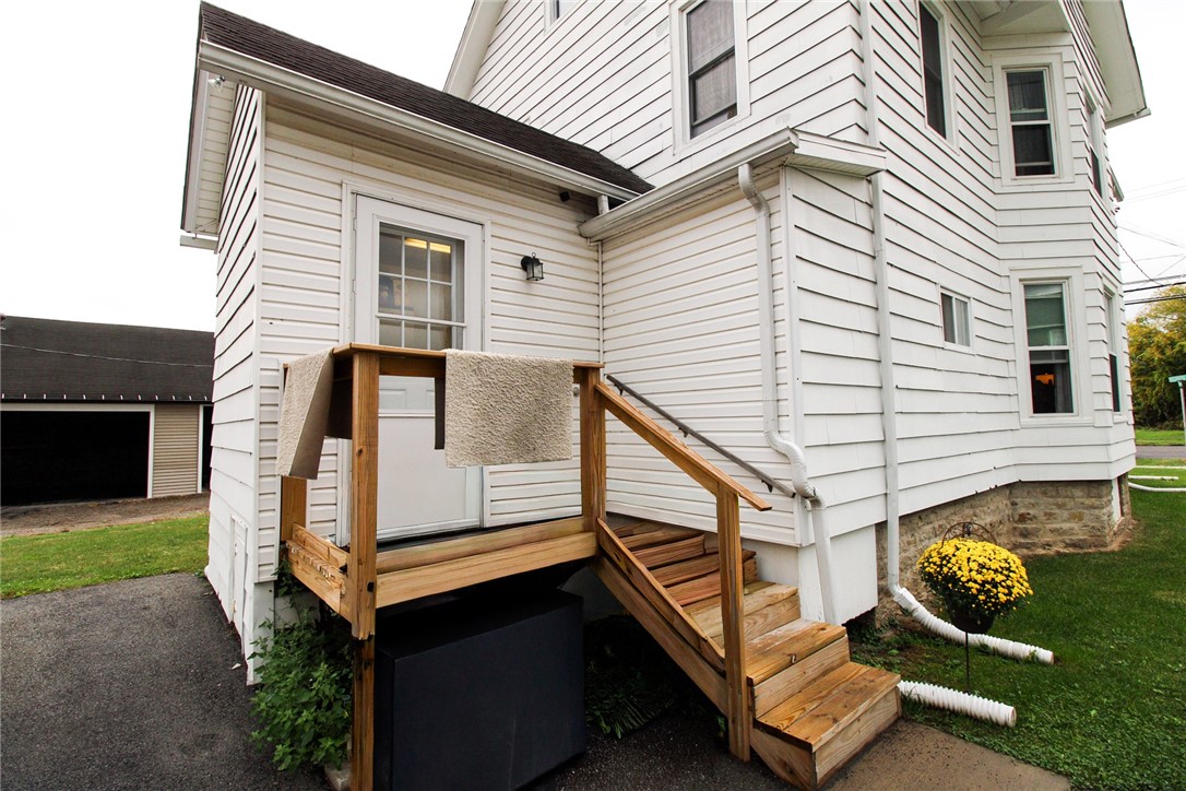 Royalton, New York 14105, United States, 3 Bedrooms Bedrooms, ,2 BathroomsBathrooms,Residential,Active,217585