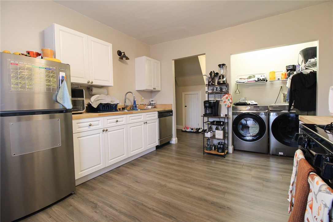 Royalton, New York 14105, United States, 3 Bedrooms Bedrooms, ,2 BathroomsBathrooms,Residential,Active,217585