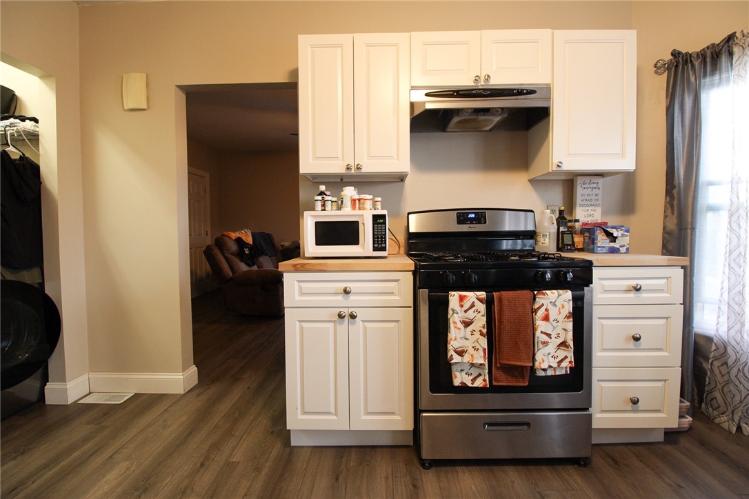 Royalton, New York 14105, United States, 3 Bedrooms Bedrooms, ,2 BathroomsBathrooms,Residential,Active,217585