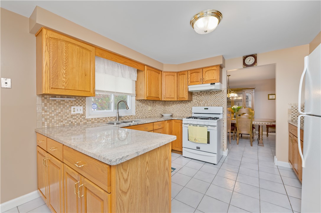 148 Baxton Circle, Penfield, New York image 6
