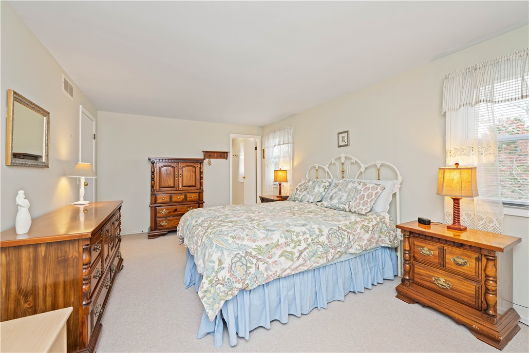 148 Baxton Circle, Penfield, New York image 18