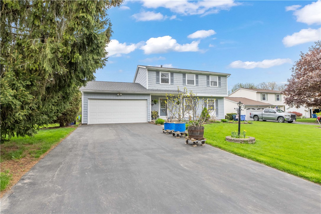 148 Baxton Circle, Penfield, New York image 2