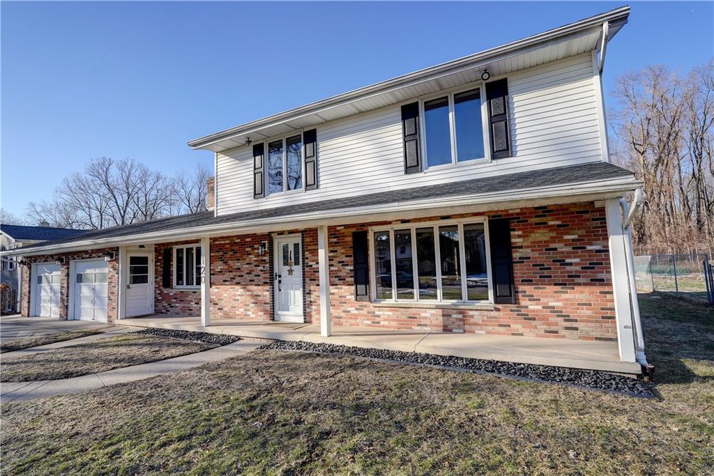 Photo of 120 Lantern Lane, Brighton, NY 14623 (MLS # R1663225)