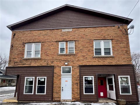 Multifamily For Rent - 2042 Dewey Avenue #3<br/> Monroe County, Rochester, NY 14615