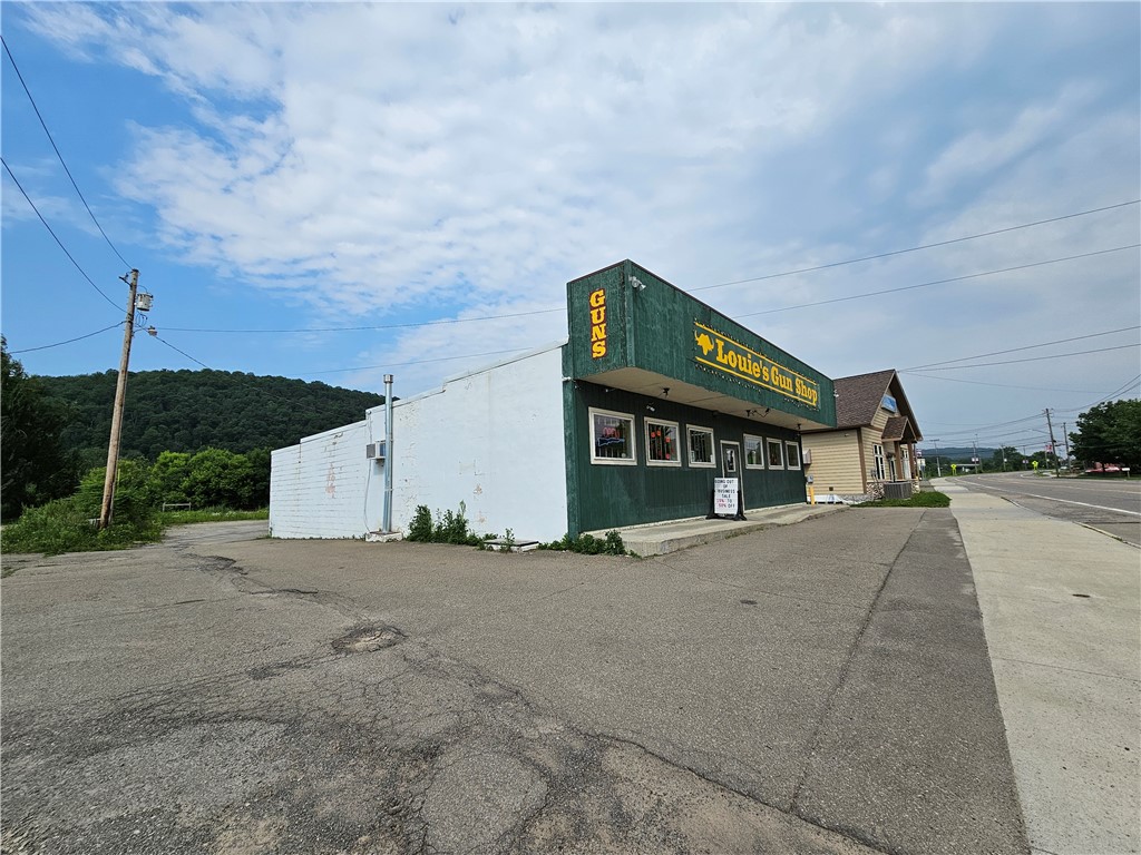 367 W Morris Street