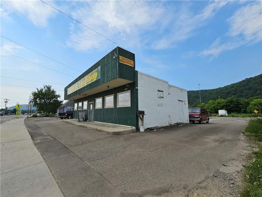 367 W Morris Street