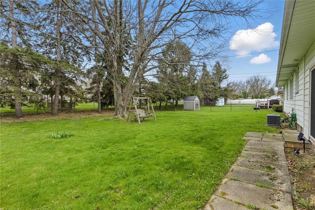 110 Hillview Drive, Irondequoit, New York image 28