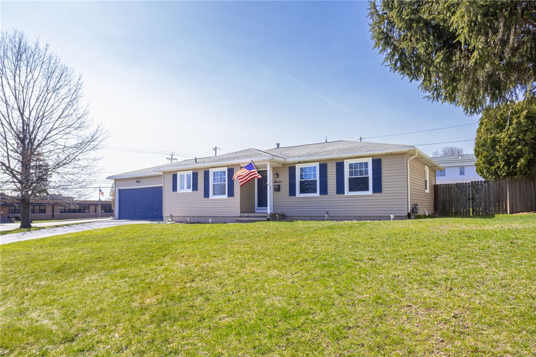 7 Arcadia Parkway, Greece, New York image 1