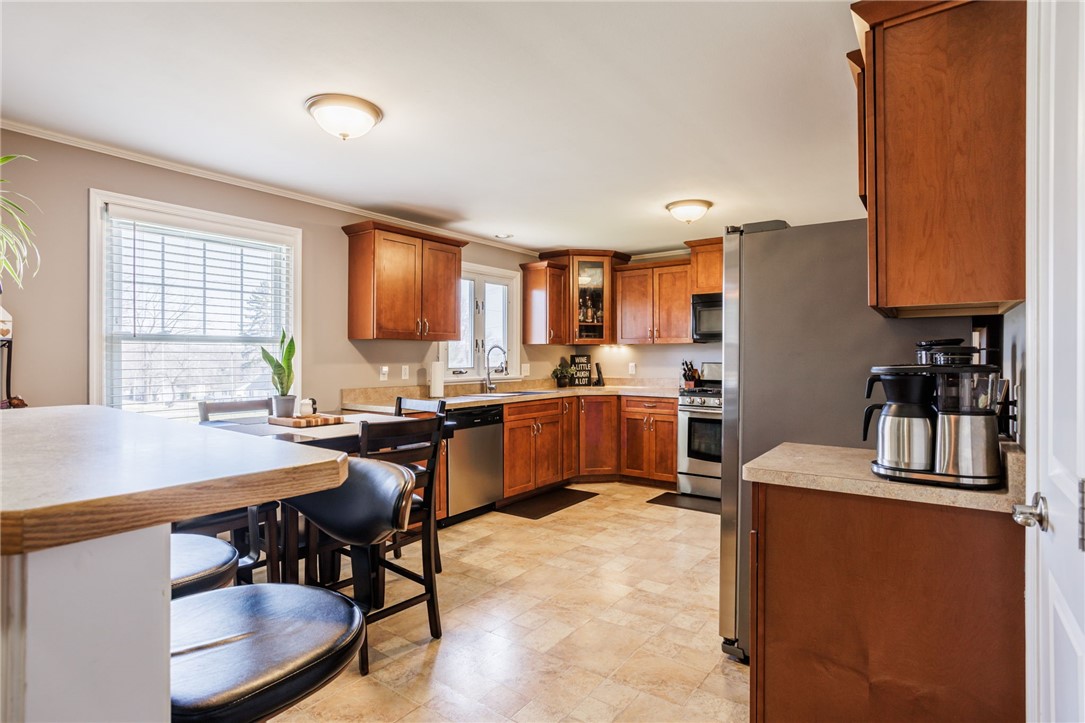 7 Arcadia Parkway, Greece, New York image 8