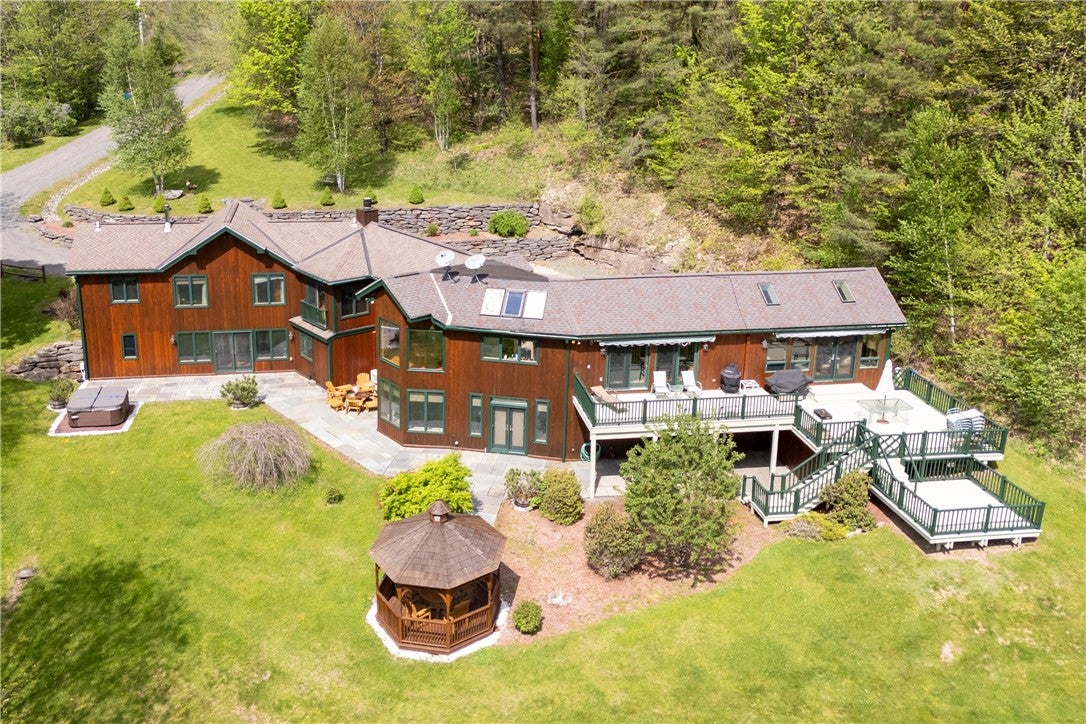 270 Kristens Ridge Road
