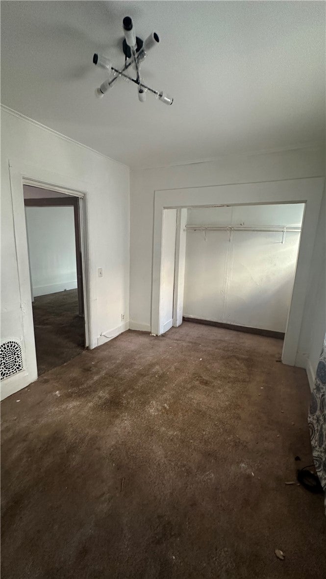 22 Dejonge Street