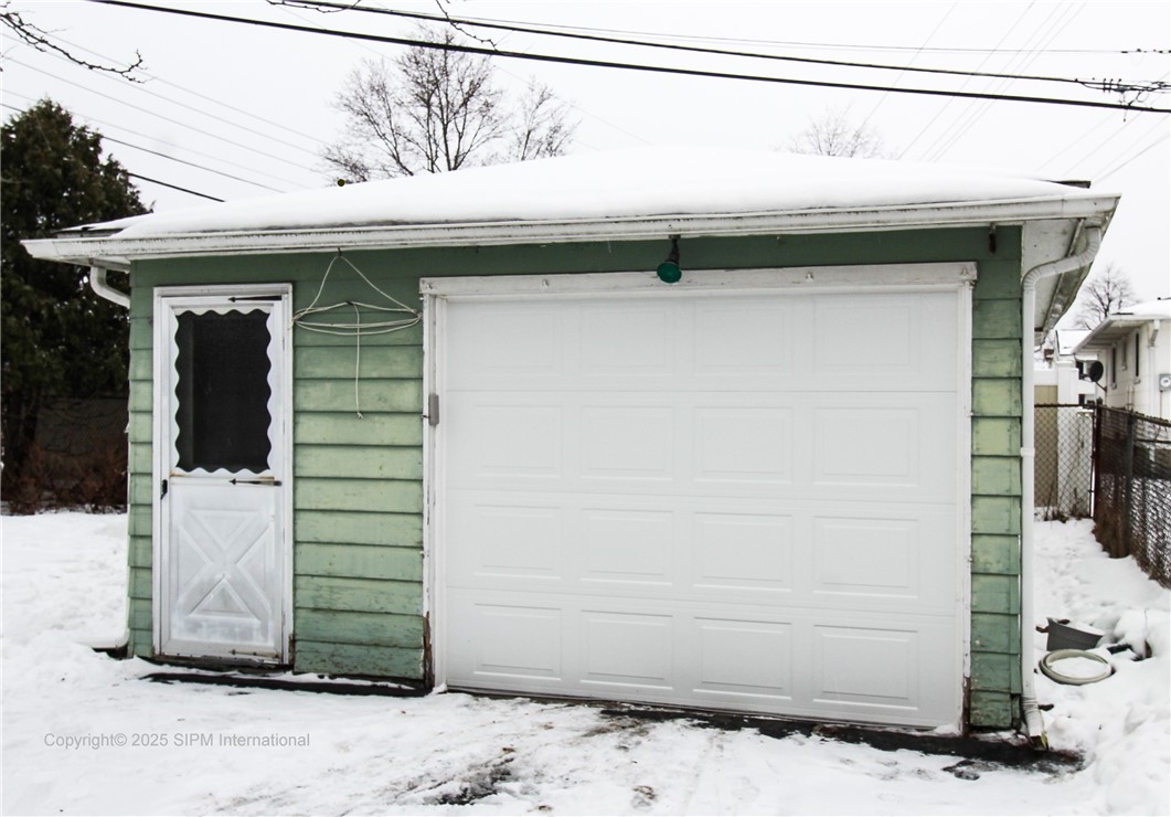 98 Colette Avenue, Cheektowaga, New York image 2