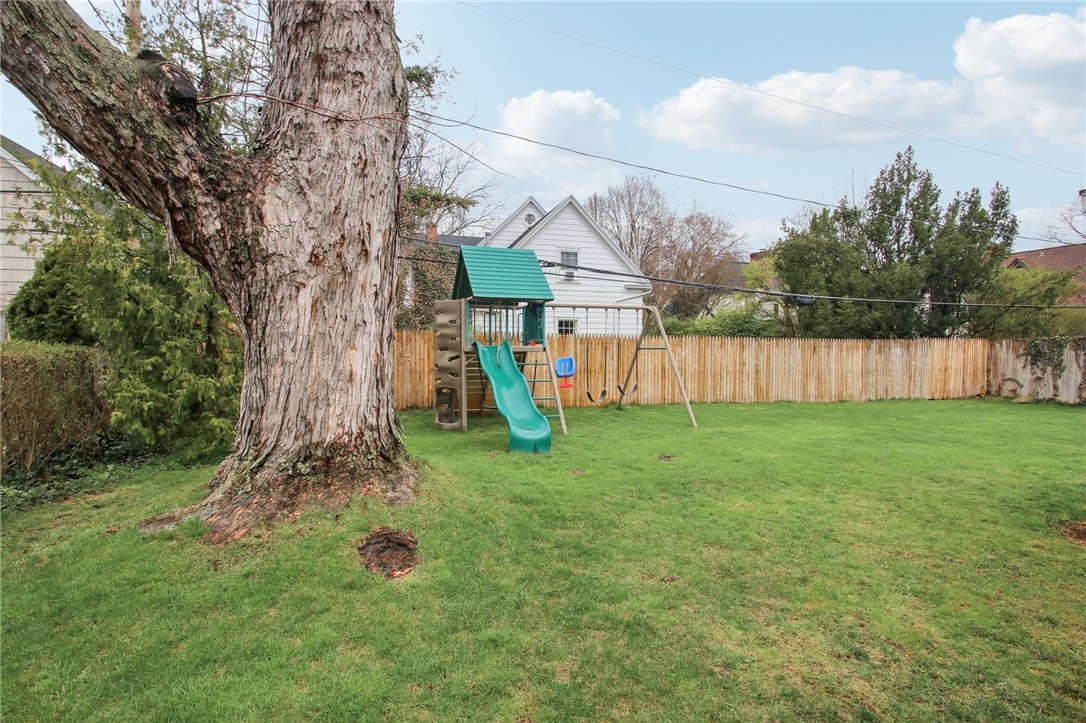 80 Edgemoor Road, Brighton, New York image 49
