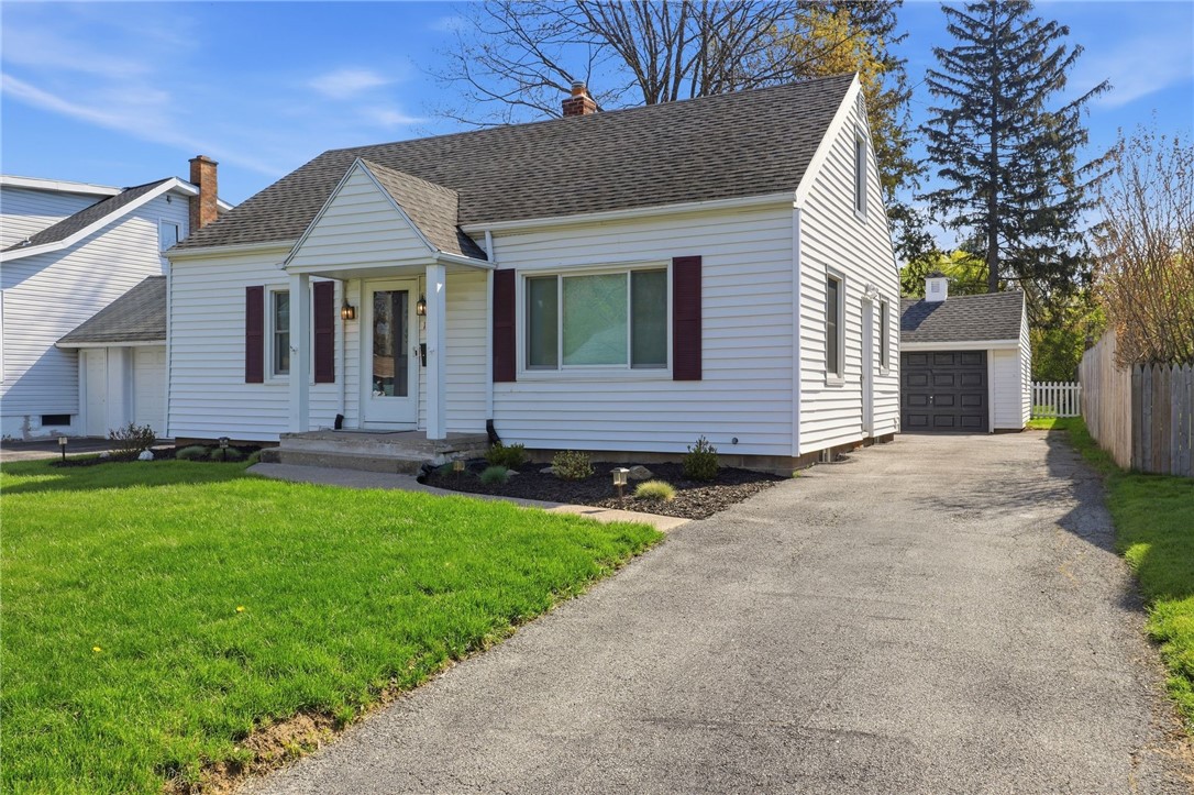 168 Frontenac