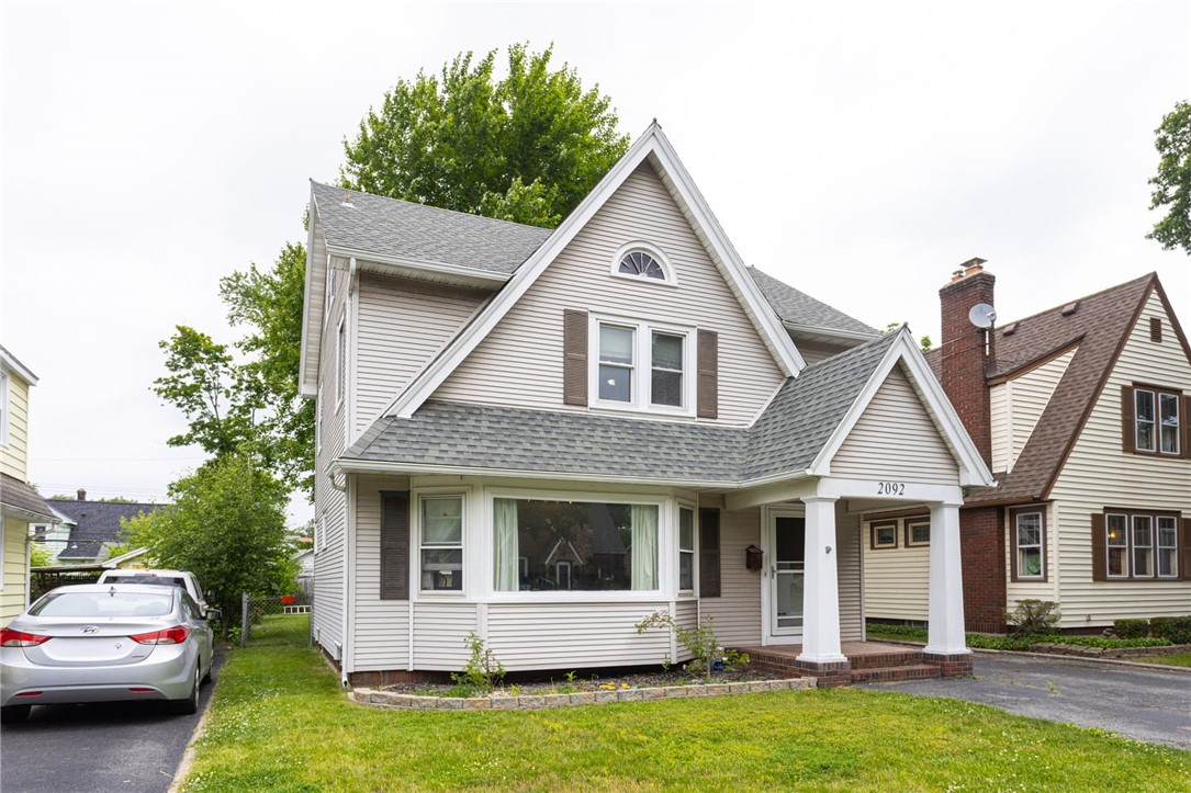 Search Properties 1 2092 titus avenue