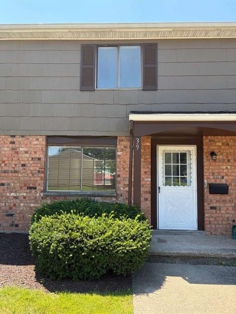 Photo of 39 Autumn Chapel WAY, Chili, NY 14624 (MLS # R1716671)