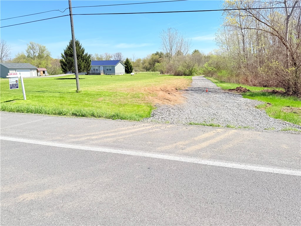 E Lee Road
