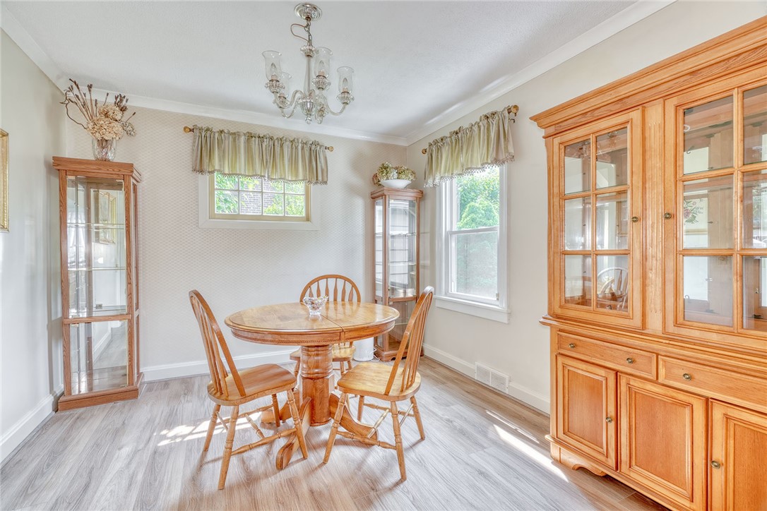 350 Colebourne Road, Rochester, New York image 11