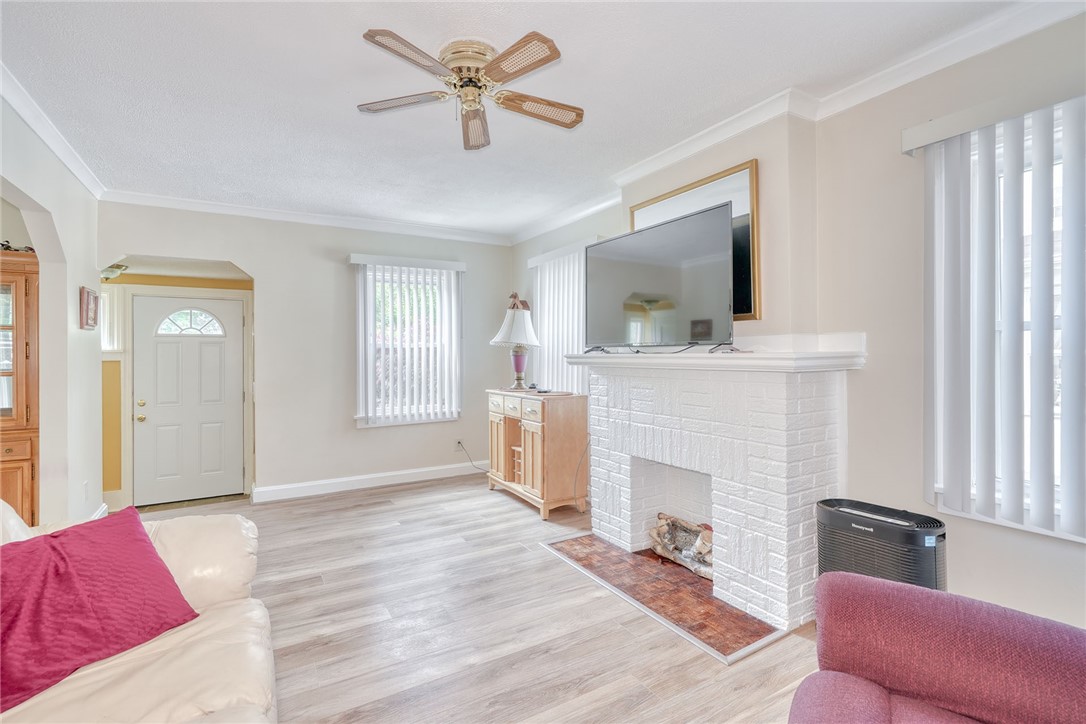 350 Colebourne Road, Rochester, New York image 7