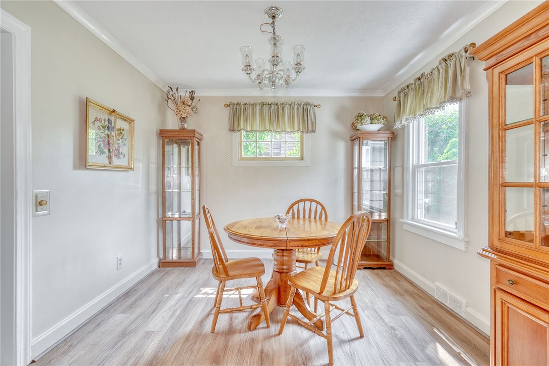 350 Colebourne Road, Rochester, New York image 14