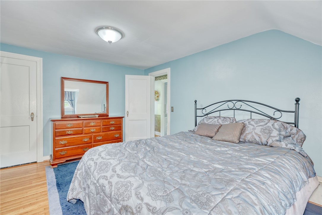 350 Colebourne Road, Rochester, New York image 16