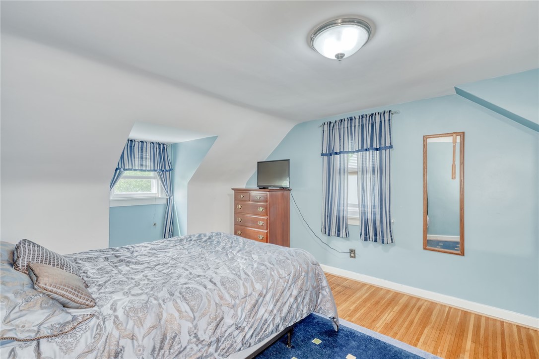350 Colebourne Road, Rochester, New York image 17