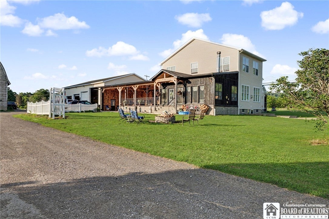 2715 Five Mile Road