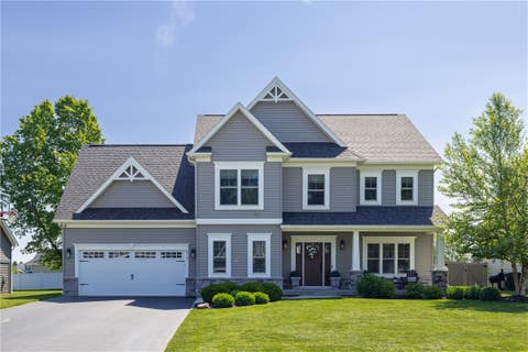 Homes For Sale - 512 Whistlers Cove Lane<br/> Greece, NY 14612