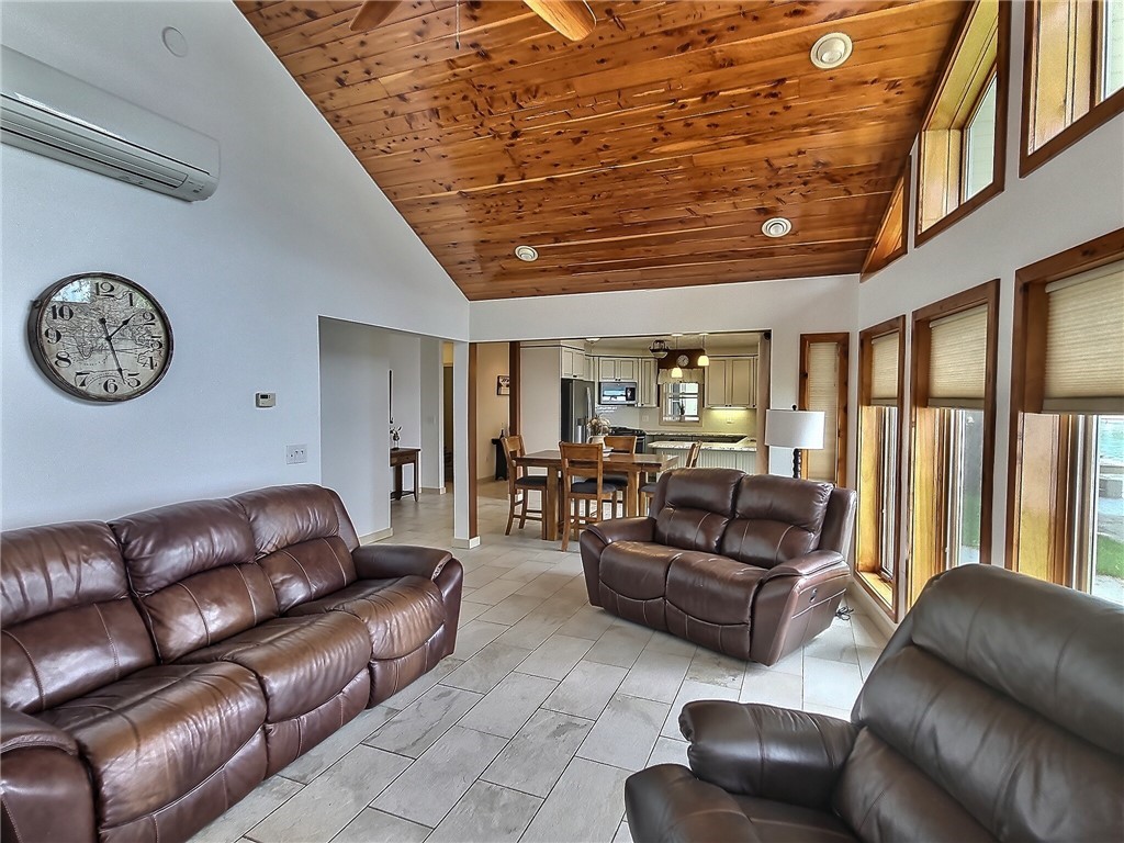 Genoa, New York 13081, United States, 3 Bedrooms Bedrooms, ,2 BathroomsBathrooms,Residential,Active,158026