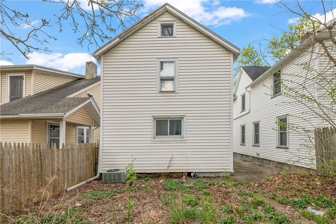 137 W Elm Street, East Rochester, New York image 37