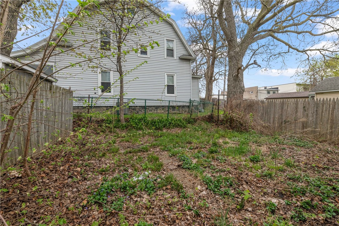 137 W Elm Street, East Rochester, New York image 34